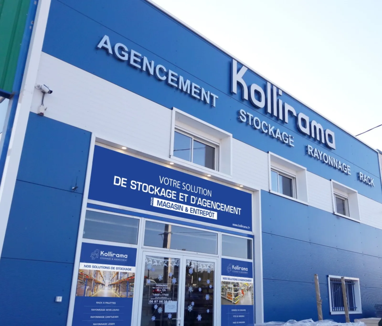 Façade du bâtiment Kollirama à Bernis, spécialiste de l'agencement, du stockage et du rayonnage
