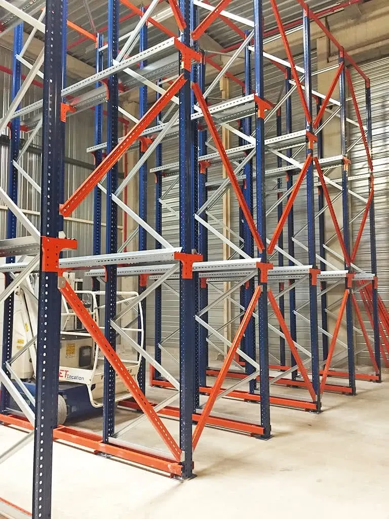 Rayonnage par accumulation – vue d’ensemble du chantier