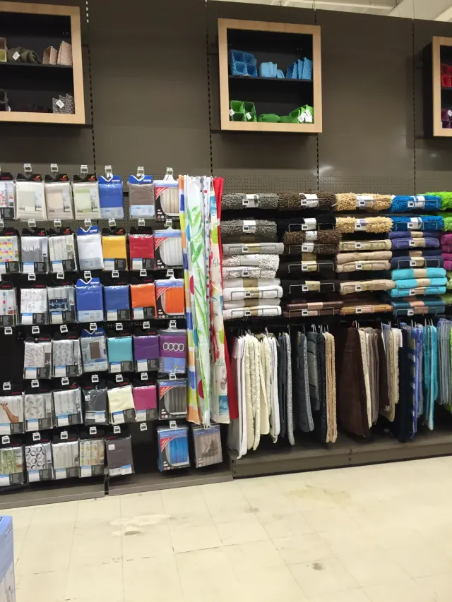 Racking for a DIY superstore – project photo 9