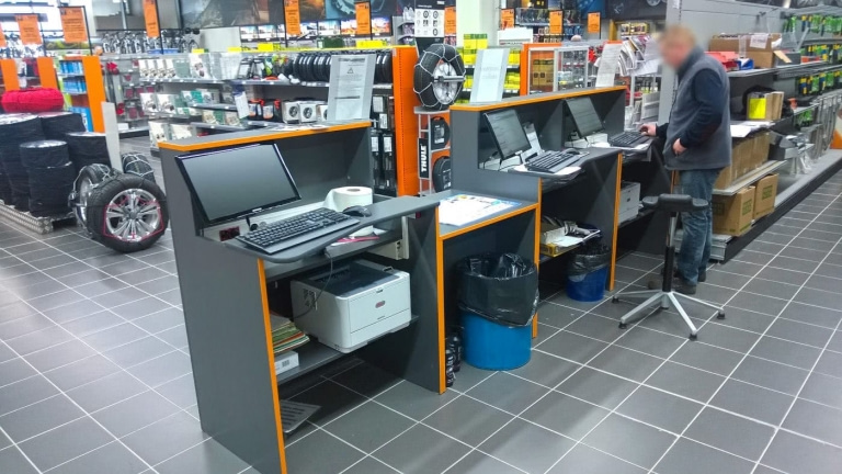 Comptoirs accueil mobilier bois sur mesure 2