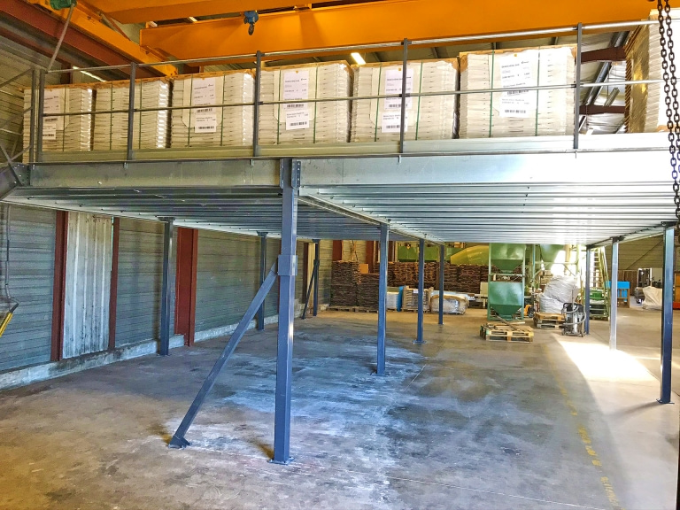 Plateforme de stockage autoportante 4