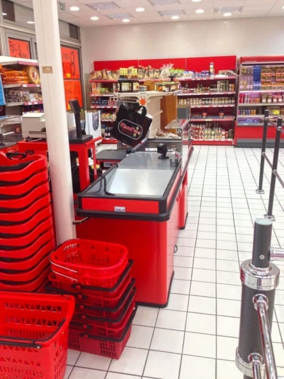 Paniers à main et à roulettes 4