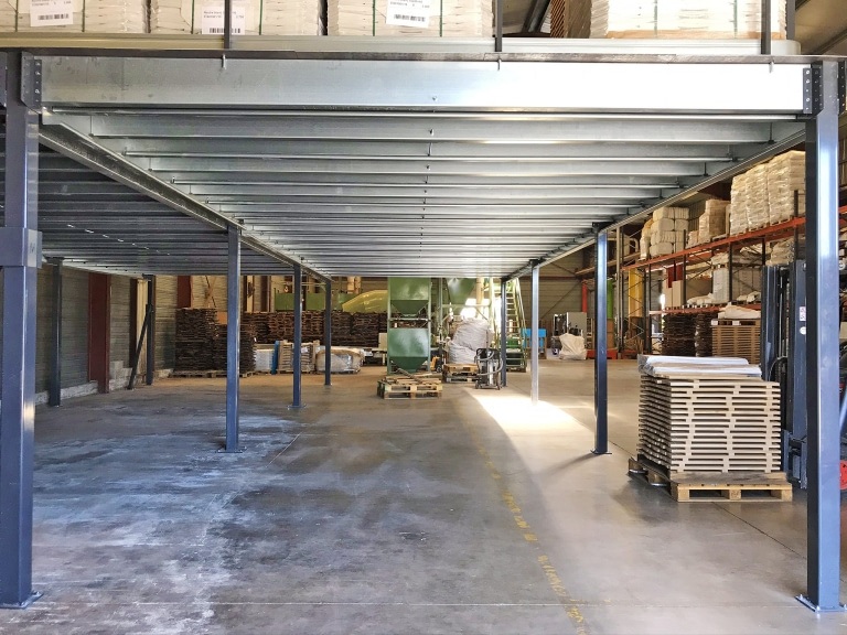 Plateforme de stockage autoportante 3