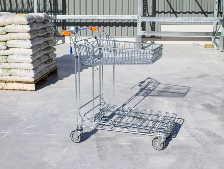 Chariots de magasin 3