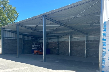 Carport pour Cour des Matériaux